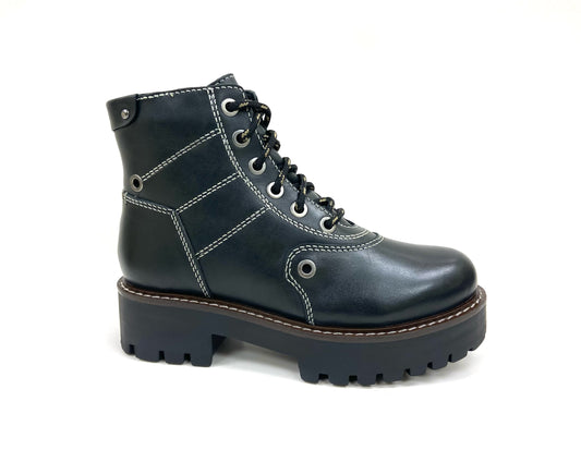 Zippered platform Combat Ankle Boot