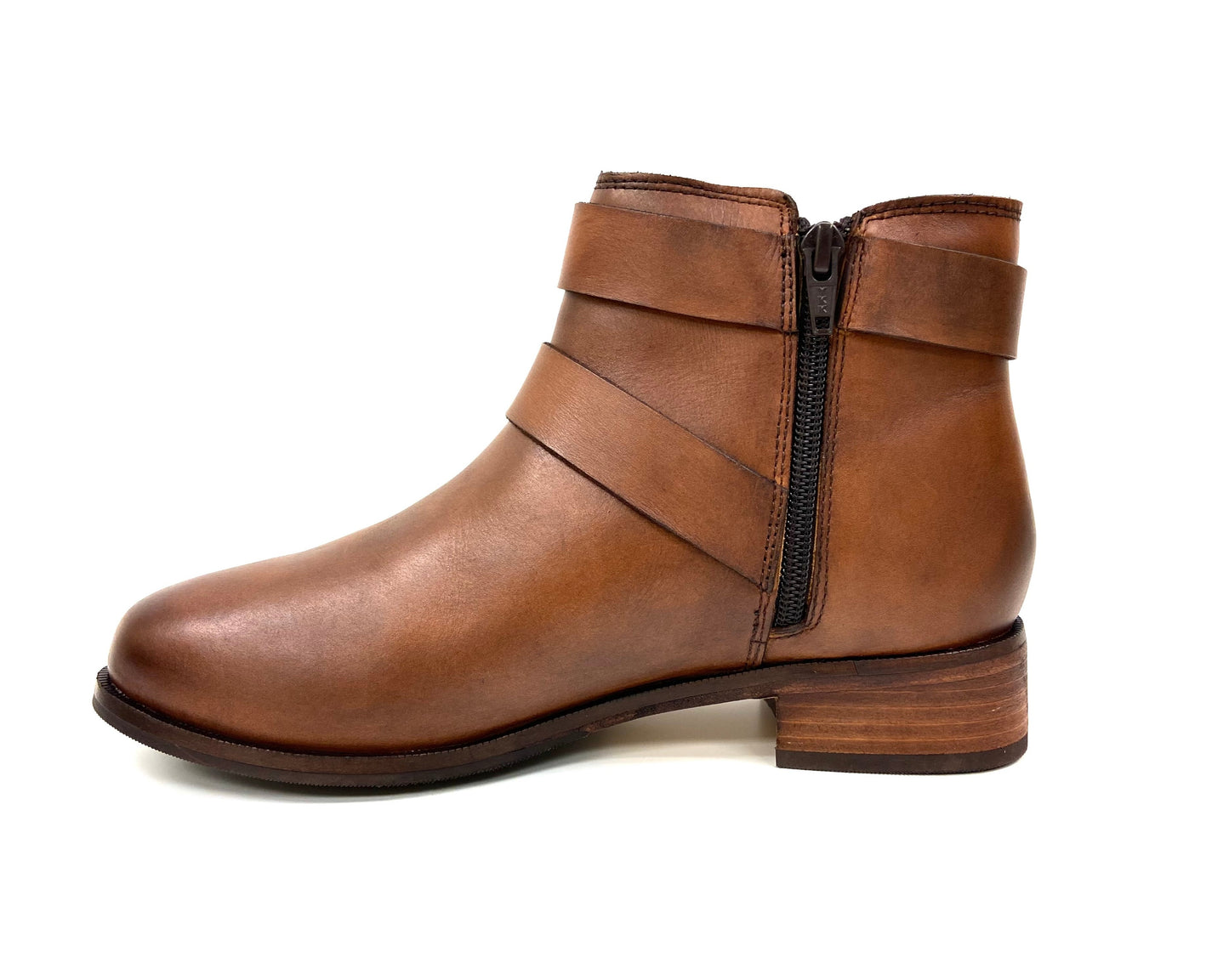 Low stacked heel Ankle Boots Tan leather