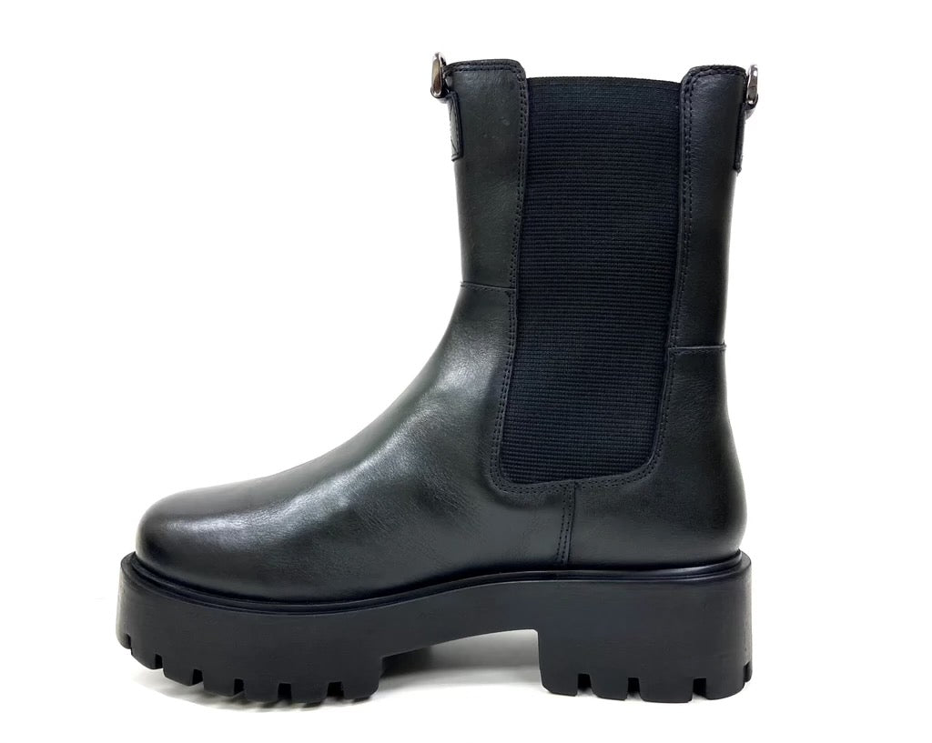 High Top Mid Calf Chelsea lug sole Boot