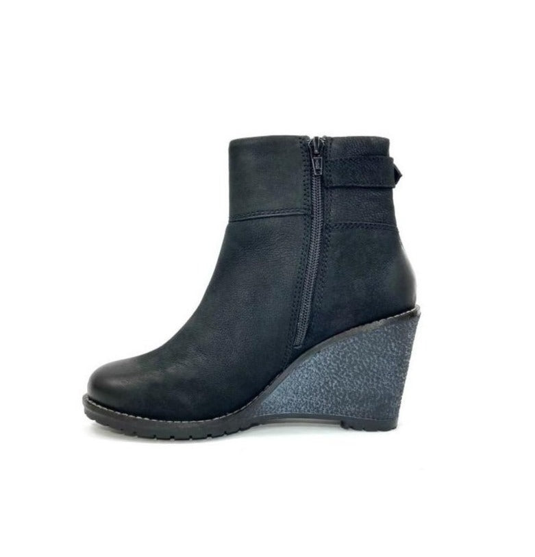 Zippered Wedge Heel Ankle Boot