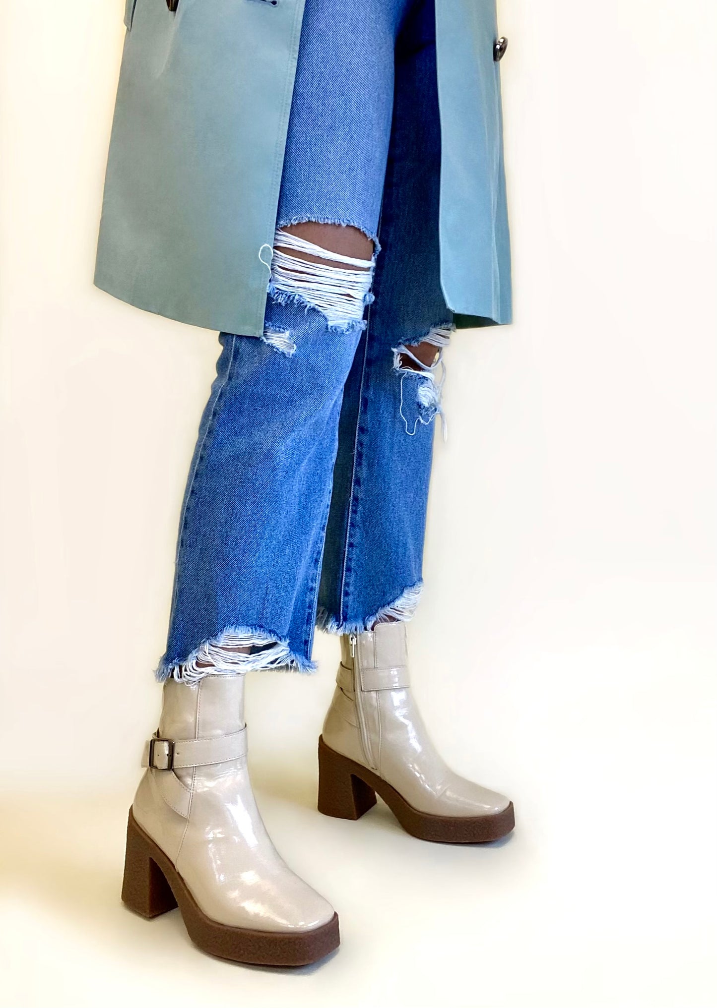 Thick Square Heel Vintage Ankle Boot
