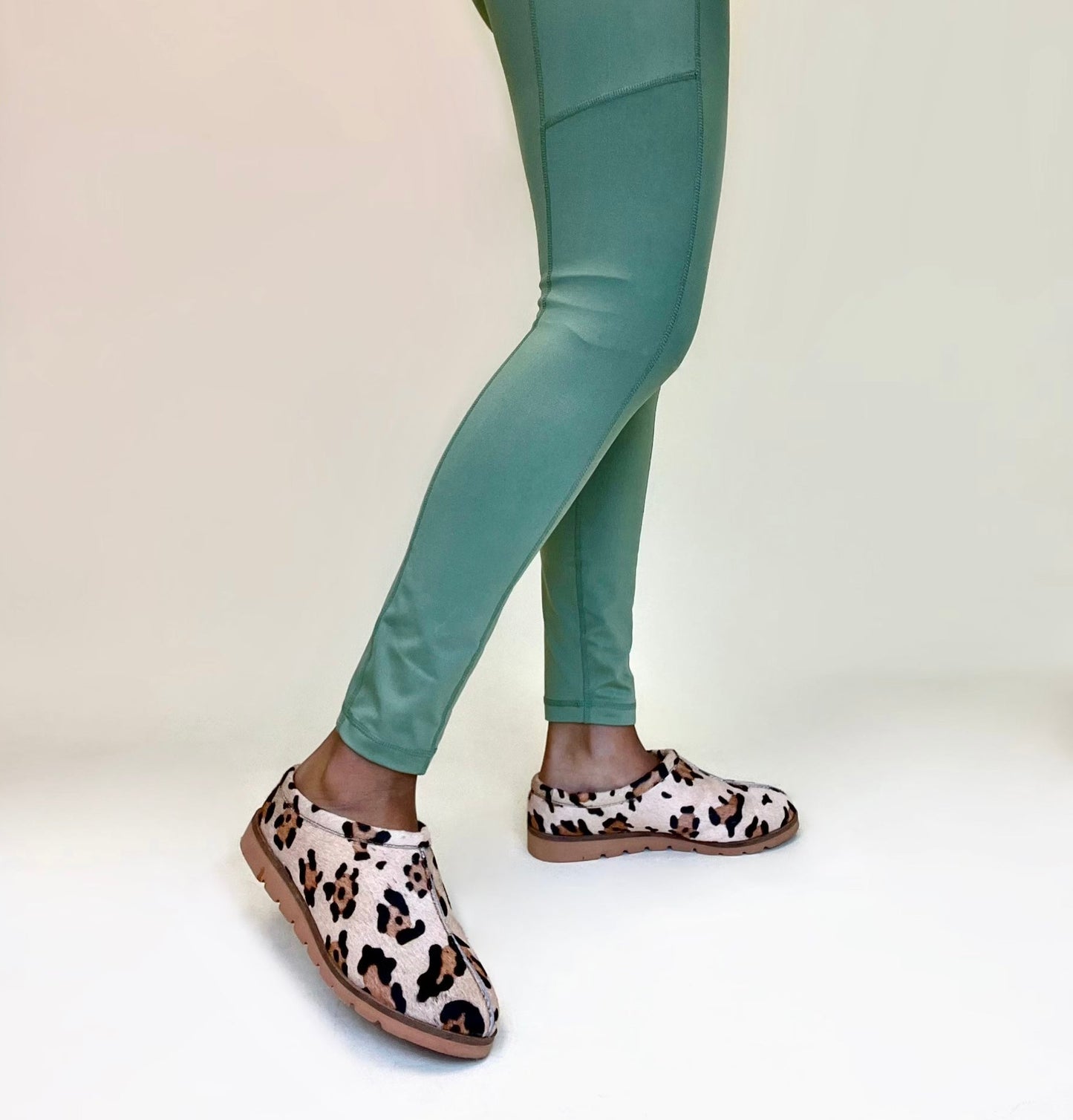 Haircalf fleece slippers animal print