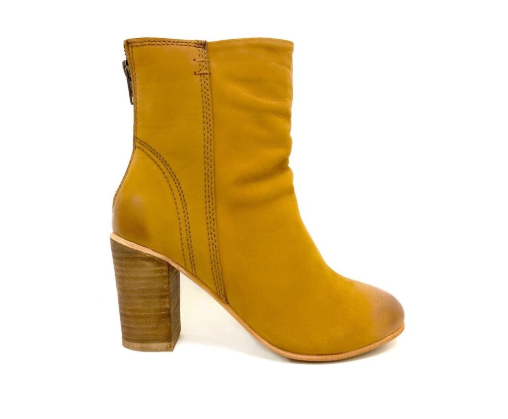 High Heel Stacked slouchy suede boot
