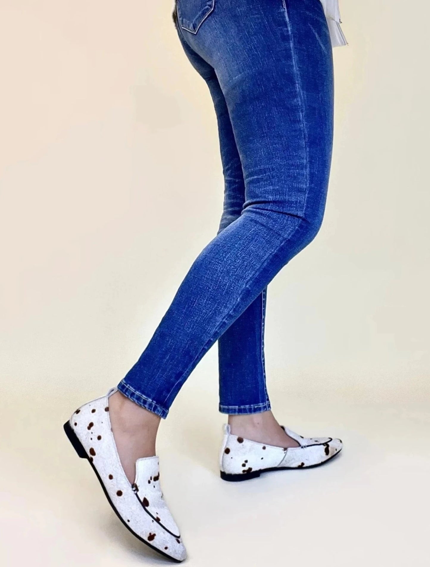 Flat Animal Print Calf Hair Pointed Loafer