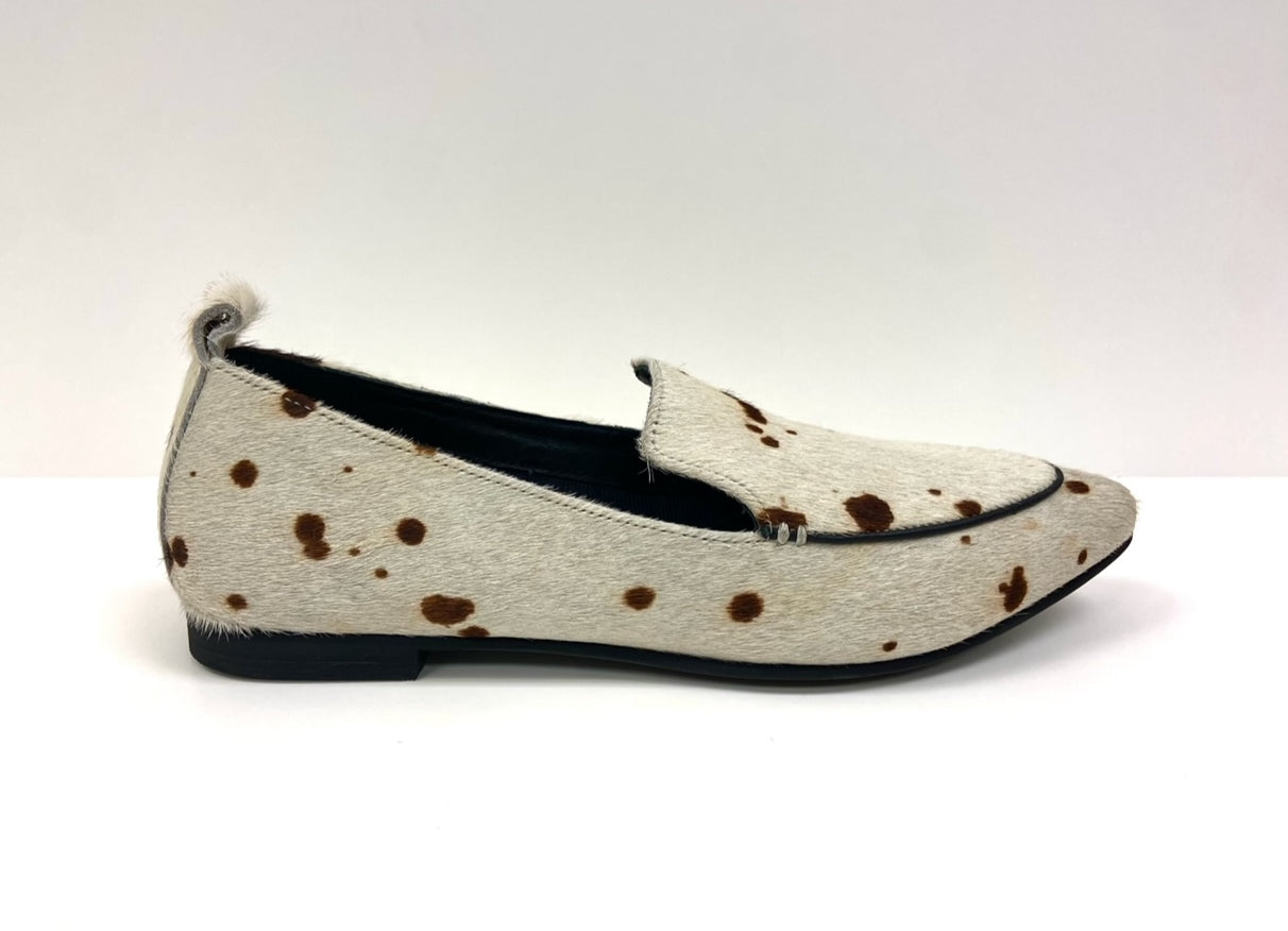 Flat Animal Print Calf Hair Pointed Loafer