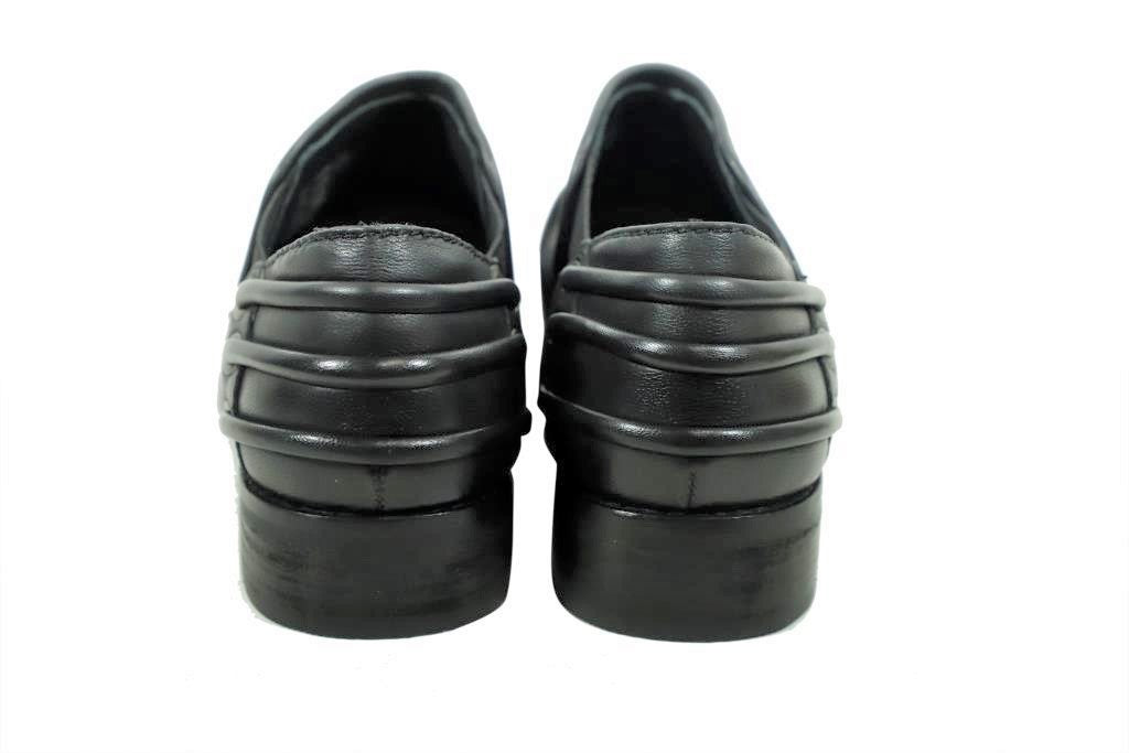 Pointed Toe Elegant Leather Dress Loafer